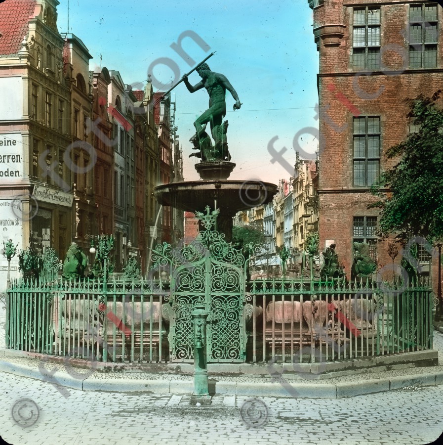 Neptunbrunnen | Neptune Fountain - Foto simon-79-018.jpg | foticon.de - Bilddatenbank für Motive aus Geschichte und Kultur